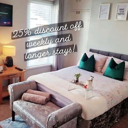 16 Stewart'S Terrace Derry City Bt48 7Lj Villa Exteriör bild